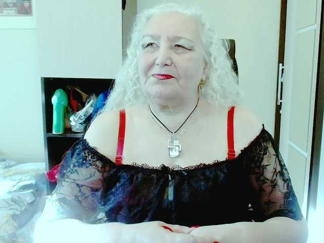 grannywants's BongaCams show and profile