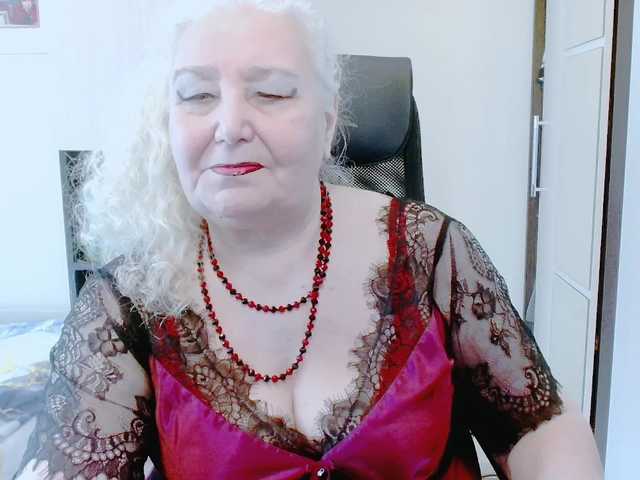 grannywants's BongaCams show and profile