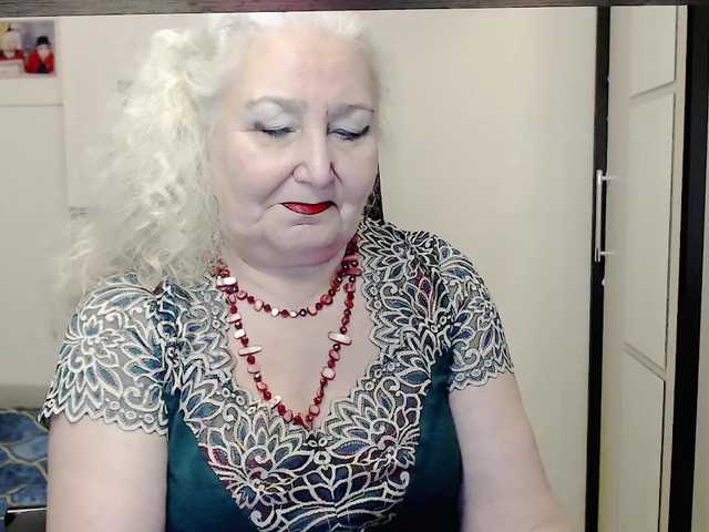 go to chat with GrannyWants