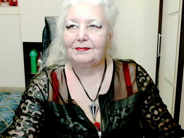 grannywants's BongaCams show and profile