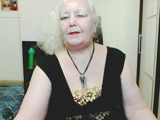 grannywants's BongaCams show and profile