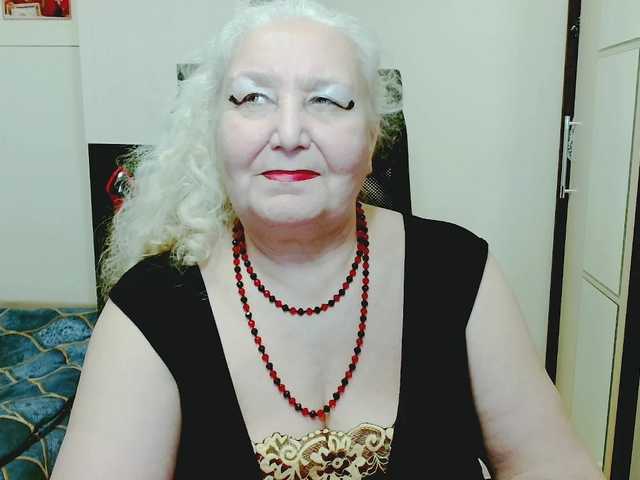 grannywants's BongaCams show and profile