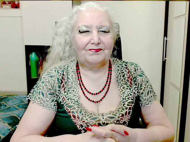 grannywants's BongaCams show and profile