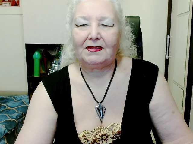 grannywants's BongaCams show and profile