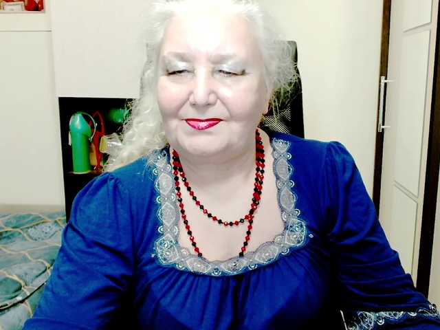 grannywants's BongaCams show and profile