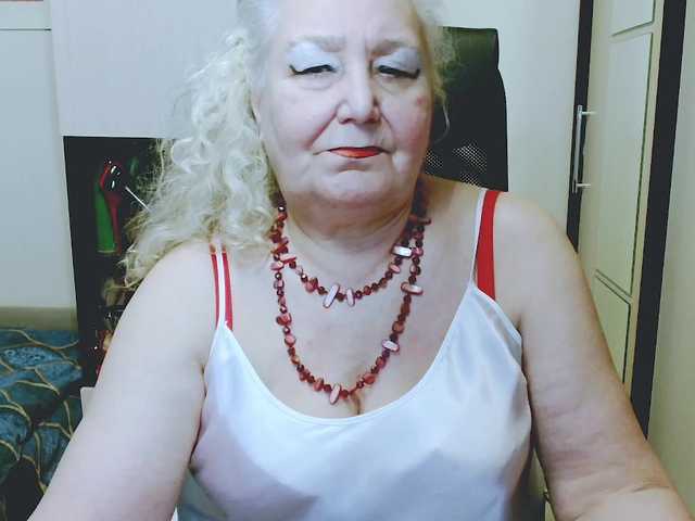 grannywants's BongaCams show and profile