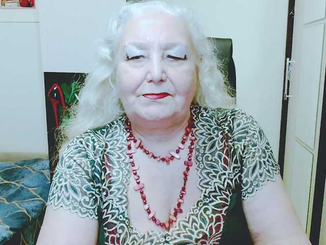 grannywants's BongaCams show and profile
