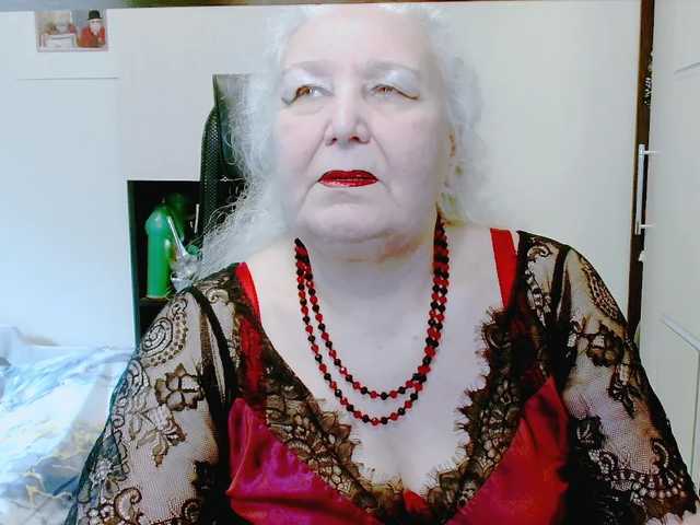 grannywants's BongaCams show and profile