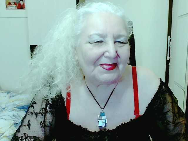 grannywants's BongaCams show and profile