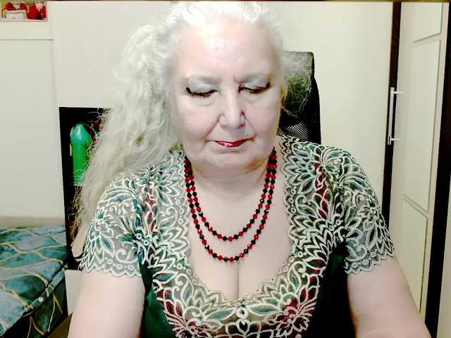 grannywants's BongaCams show and profile