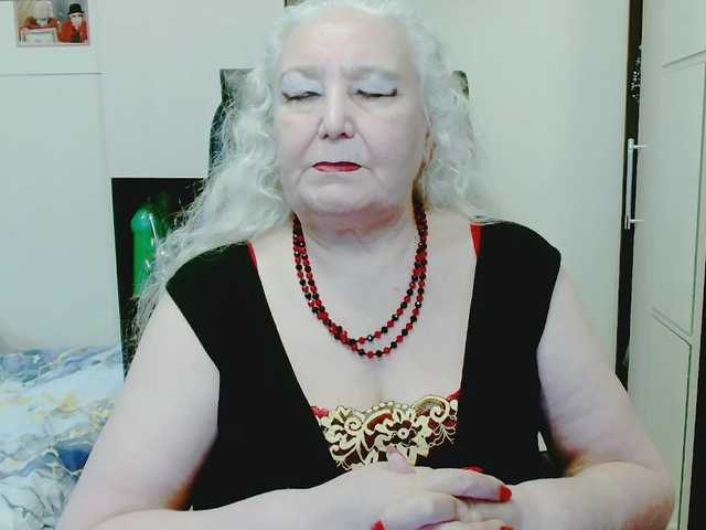 grannywants's BongaCams show and profile