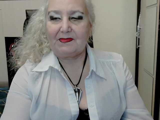 grannywants from BongaCams