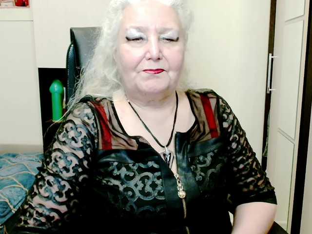 grannywants from BongaCams