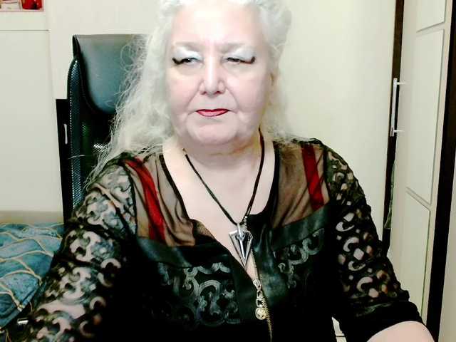 grannywants's BongaCams show and profile