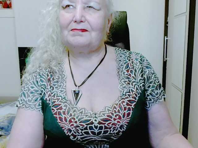 grannywants's BongaCams show and profile