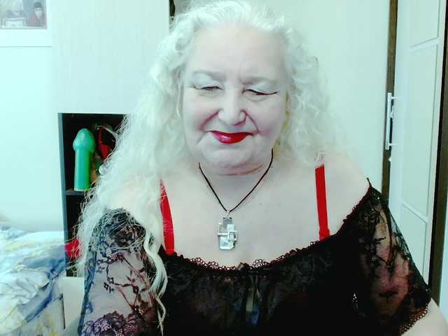 grannywants's BongaCams show and profile