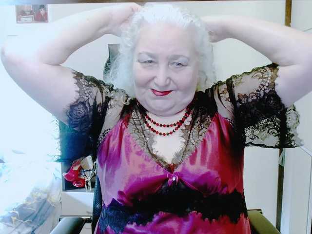 grannywants's BongaCams show and profile