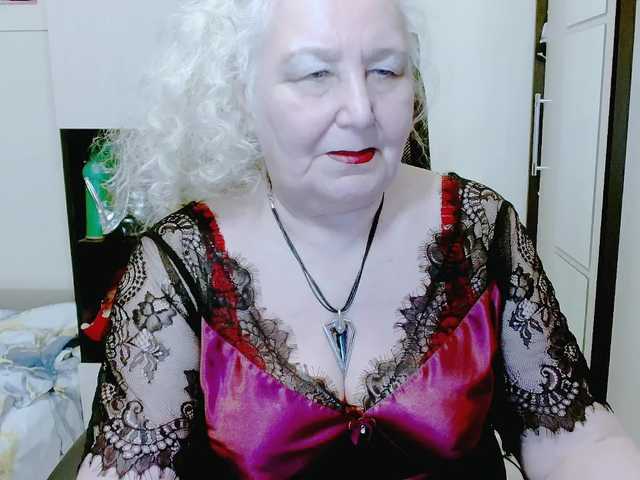 grannywants's BongaCams show and profile