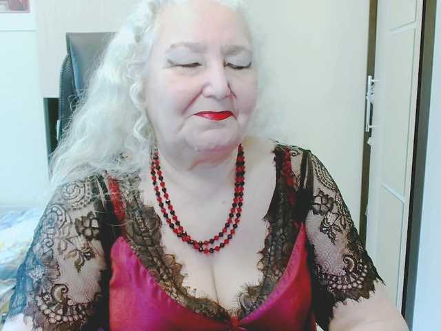 grannywants's BongaCams show and profile