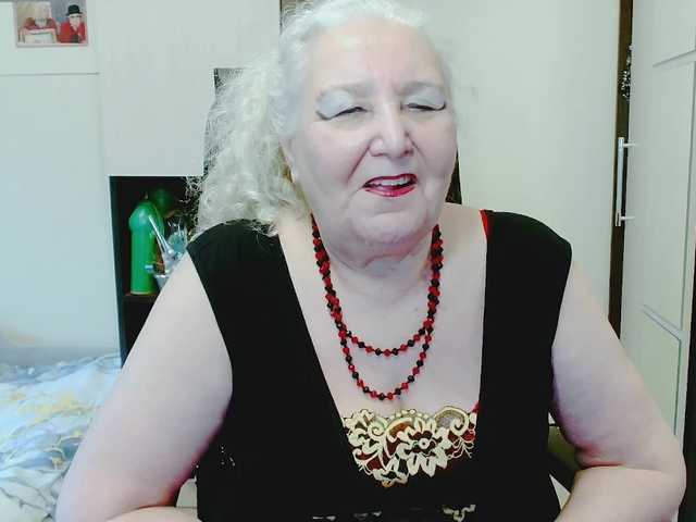 grannywants's BongaCams show and profile