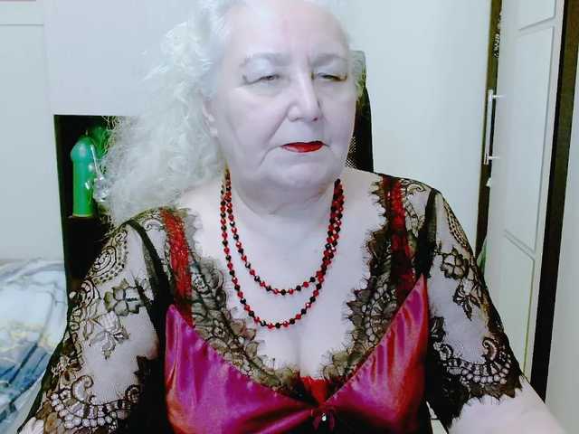 grannywants's BongaCams show and profile