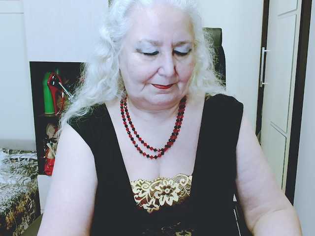 grannywants's BongaCams show and profile