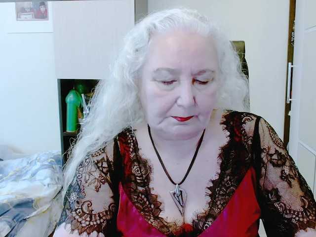 grannywants's BongaCams show and profile