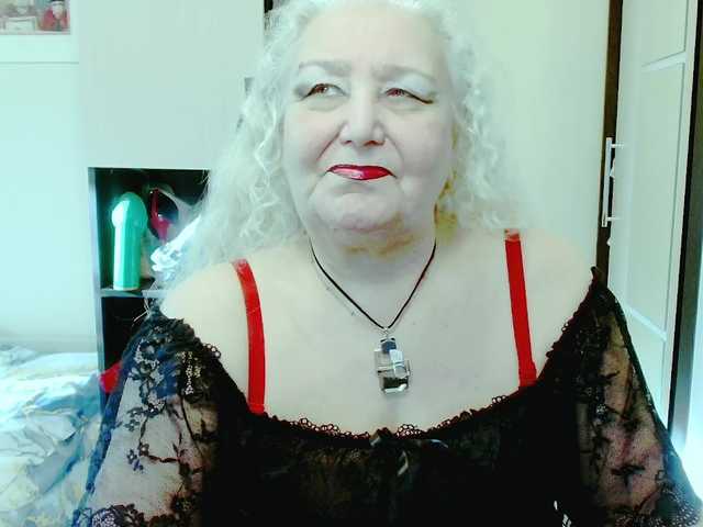 grannywants's BongaCams show and profile