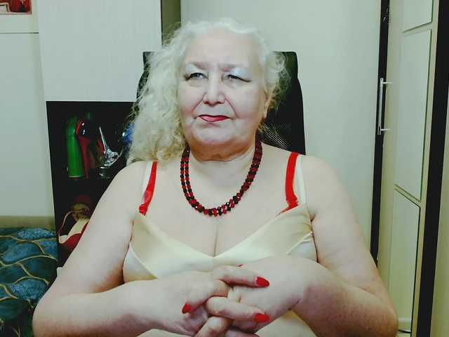 grannywants's BongaCams show and profile