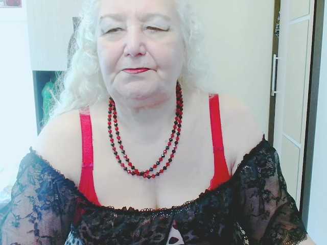 grannywants's BongaCams show and profile