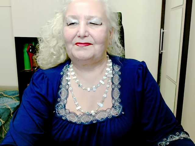 grannywants's BongaCams show and profile