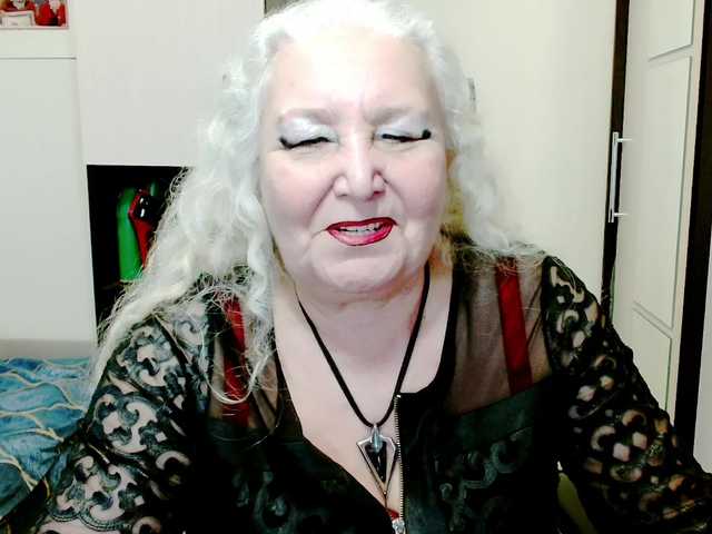grannywants's BongaCams show and profile