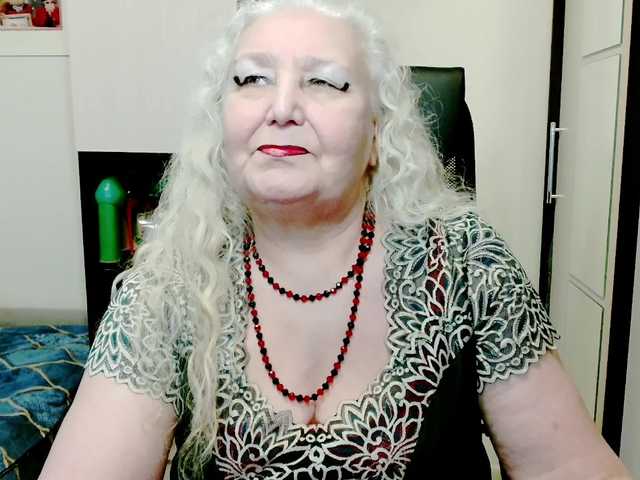 grannywants's BongaCams show and profile