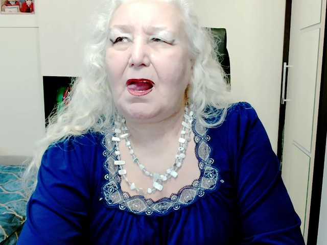 grannywants's BongaCams show and profile