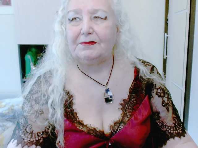 grannywants's BongaCams show and profile