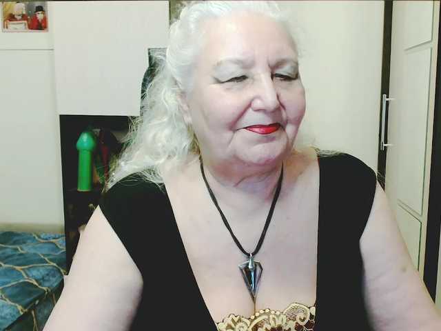grannywants's BongaCams show and profile