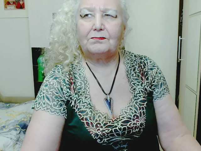 grannywants's BongaCams show and profile