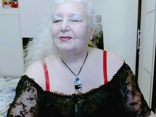 grannywants's BongaCams show and profile