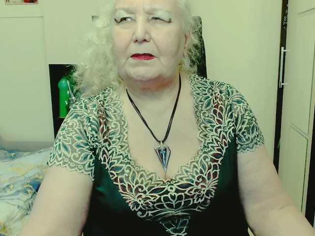 grannywants's BongaCams show and profile