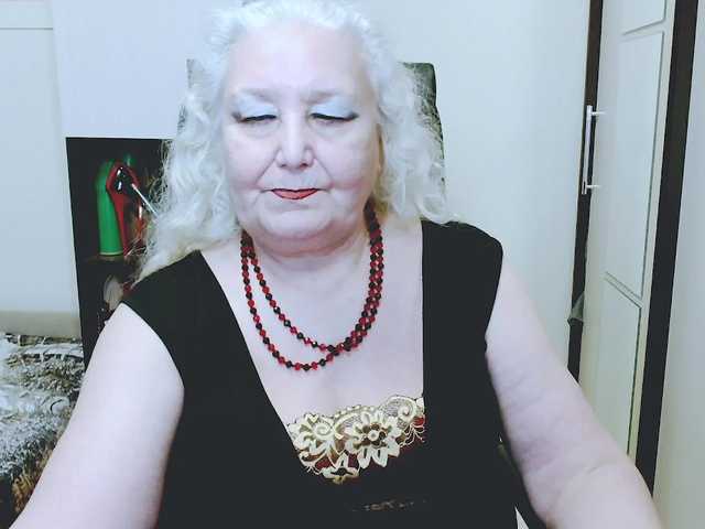grannywants's BongaCams show and profile