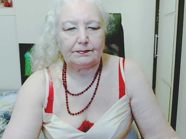 grannywants's BongaCams show and profile