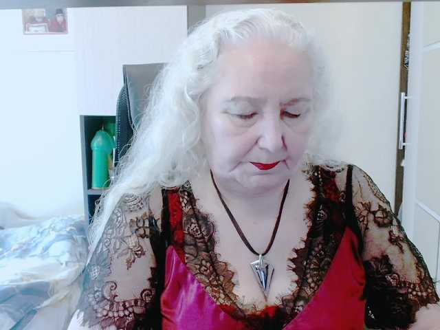 grannywants's BongaCams show and profile