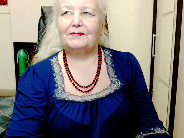 grannywants's BongaCams show and profile