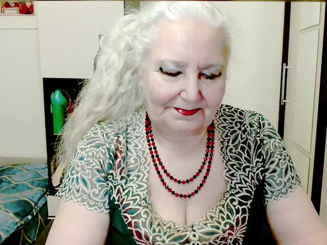 grannywants's BongaCams show and profile