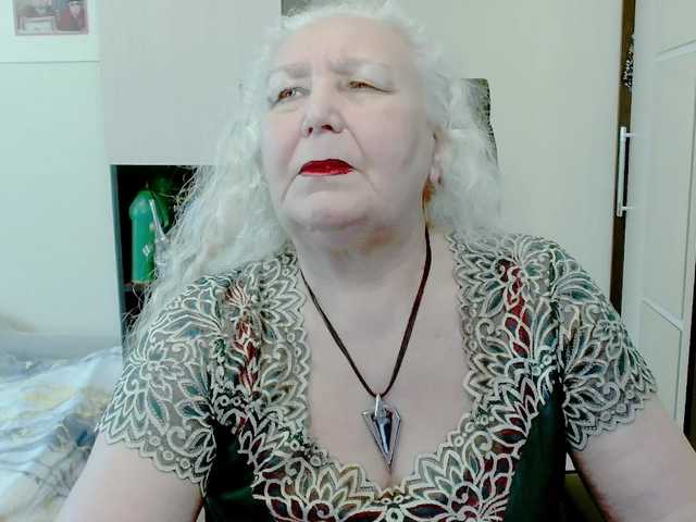grannywants's BongaCams show and profile
