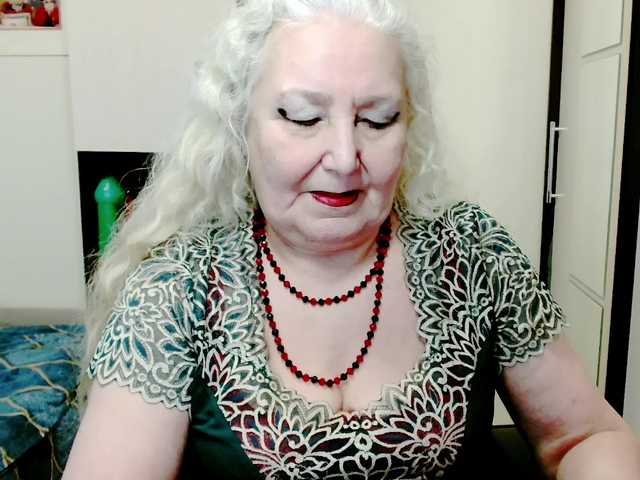 grannywants's BongaCams show and profile