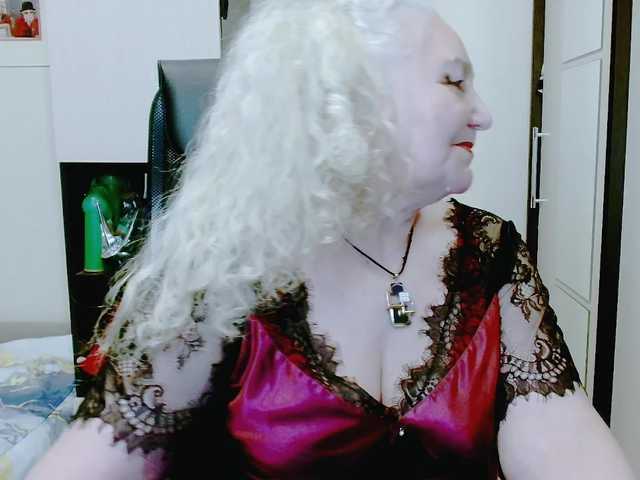 grannywants's BongaCams show and profile