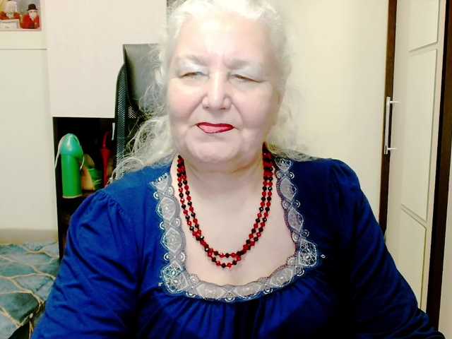 grannywants's BongaCams show and profile