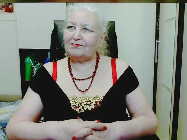 grannywants's BongaCams show and profile