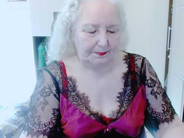 grannywants's BongaCams show and profile
